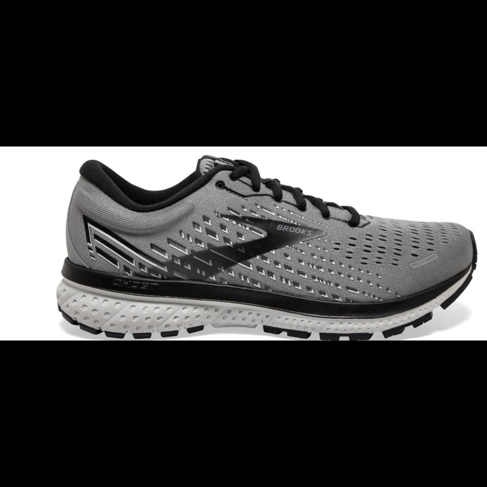 BROOKS GHOST 13